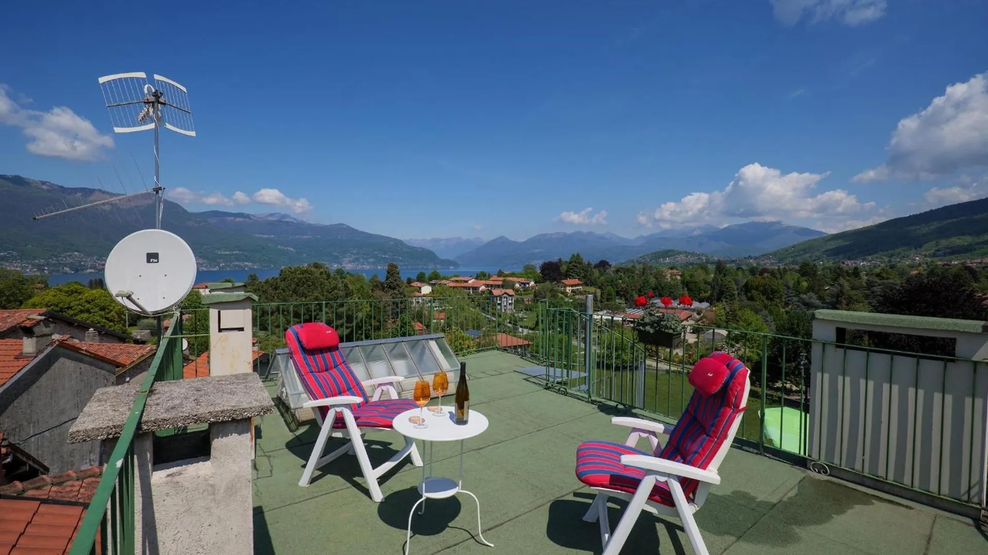Holiday home Casa Terra A Cielo Villa Castelveccana Italy