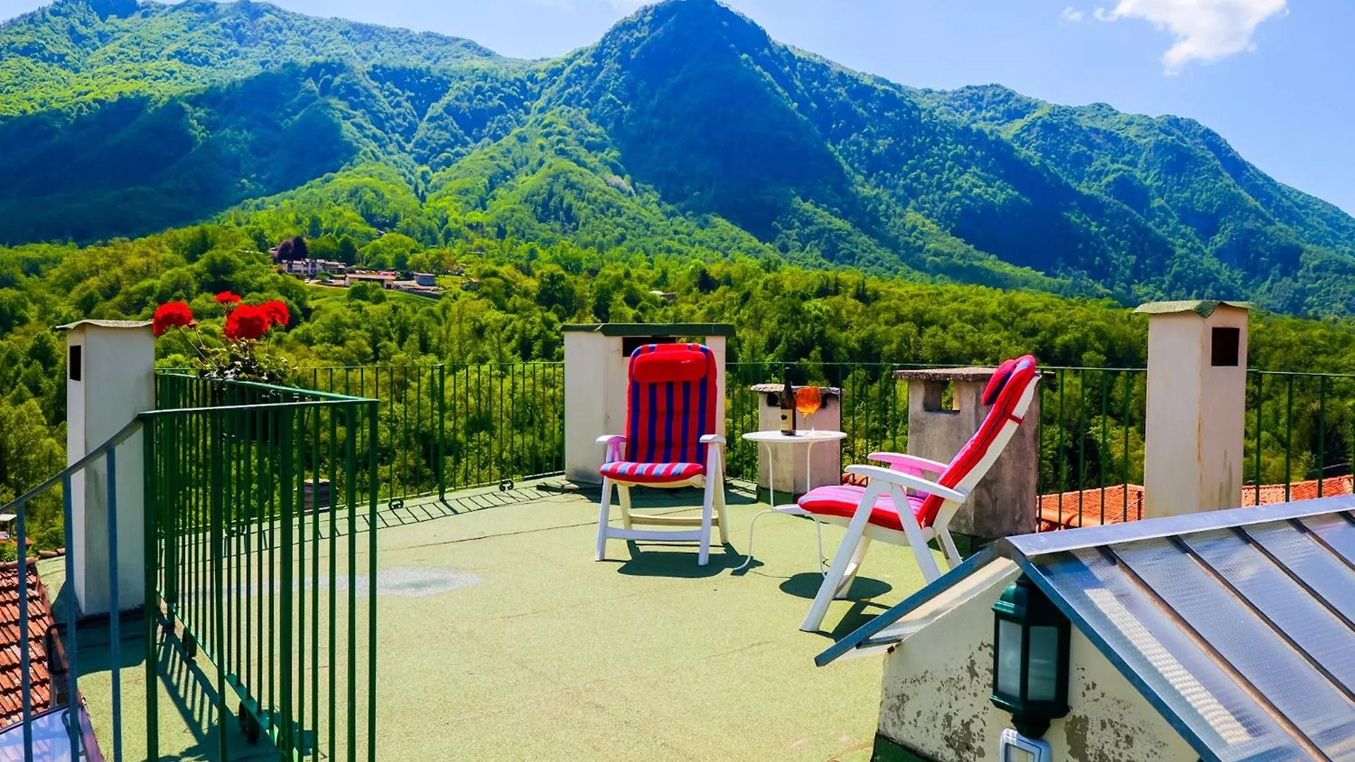 Casa Terra A Cielo Villa Castelveccana Holiday home