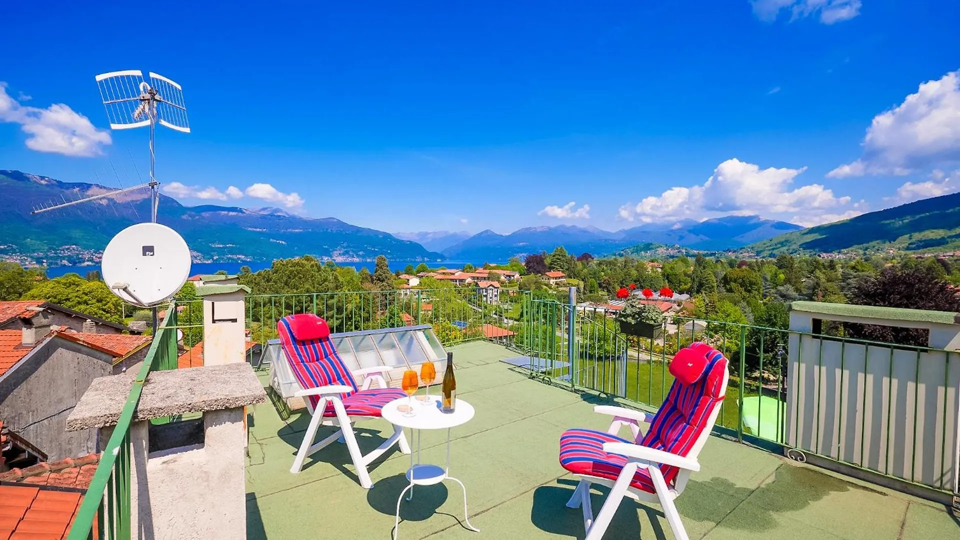 Casa Terra A Cielo Villa Castelveccana Italy